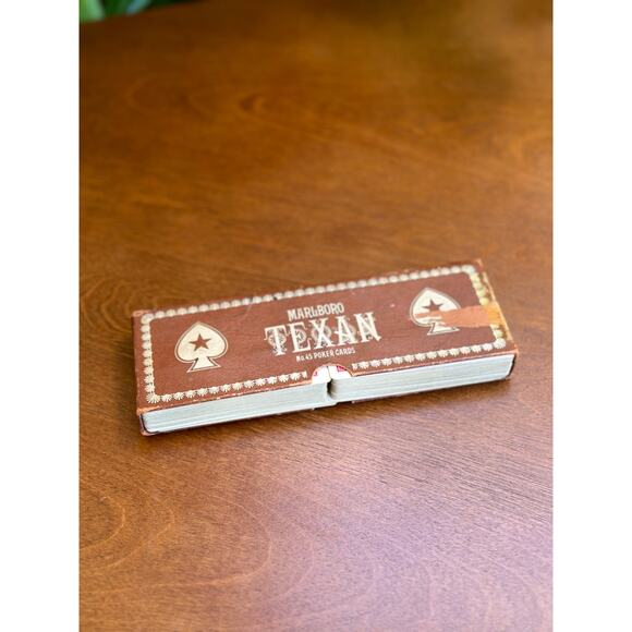 Vintage Marlboro Texan No 45 Poker Playing Cards and Holder - Picture 3 of 6